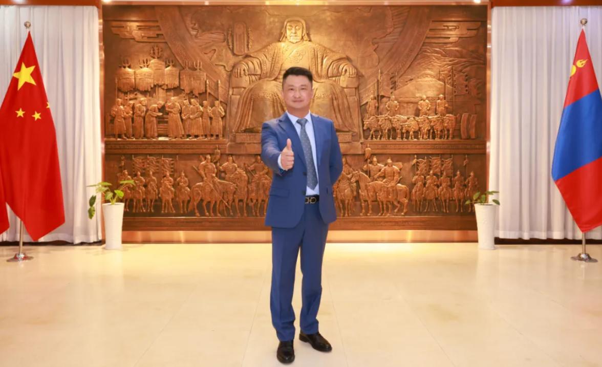 蒙古国庆这样过！凤凰制药集团走进那达慕招待会